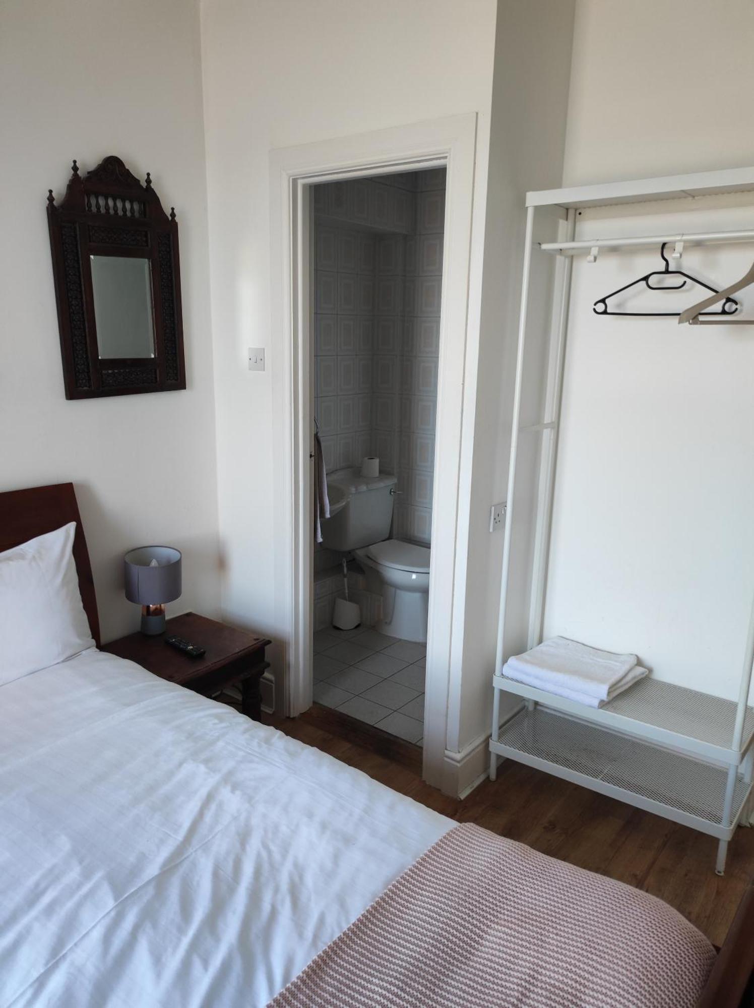 4 Bayview Terrace Hotel Бундоран Екстериор снимка